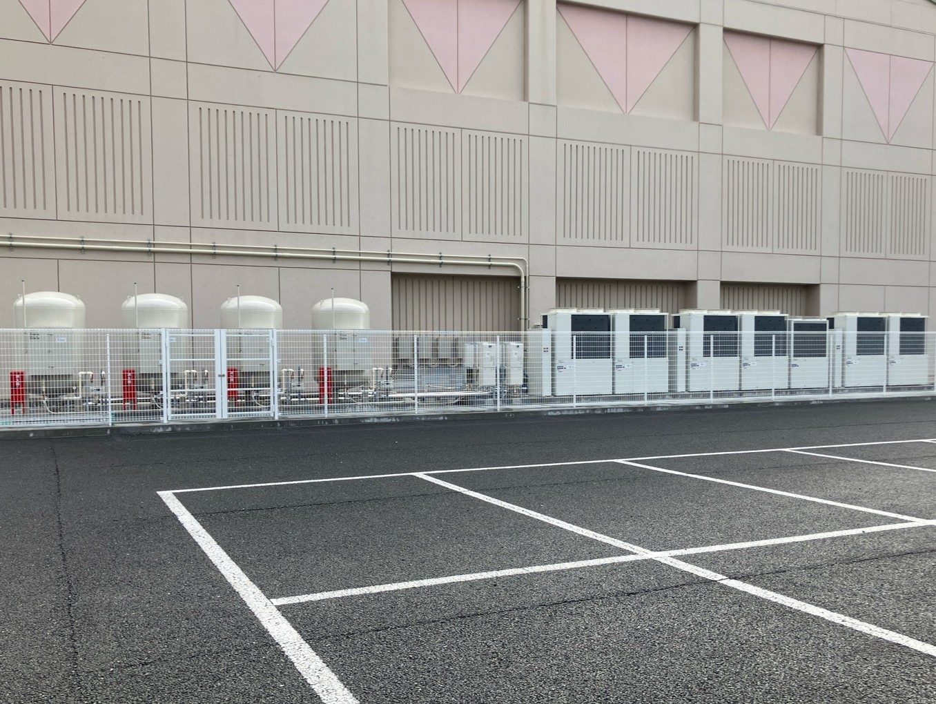 【学校体育館】空調用バルク設置工事
